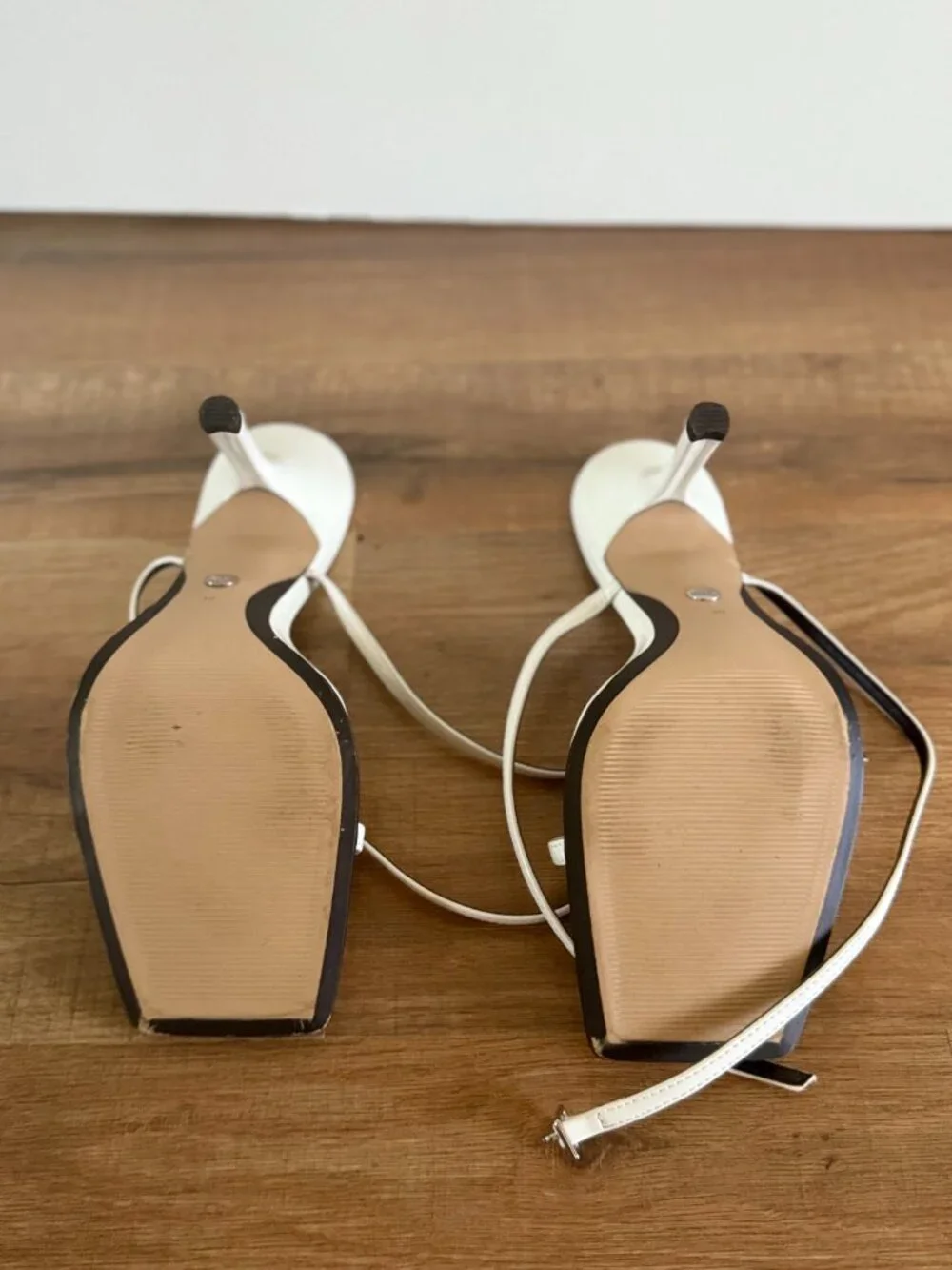 Zara strappy hgh heeled white sandal size 8 - Picture 3 of 4